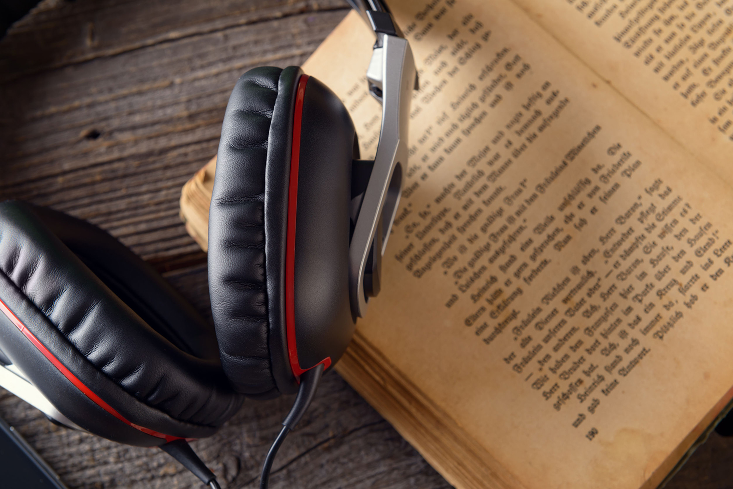 Listening as Reading: My Experience with Audiobooks