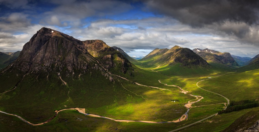 Escaping Reality with Outlander: “Dragonfly in Amber”&nbsp;Review